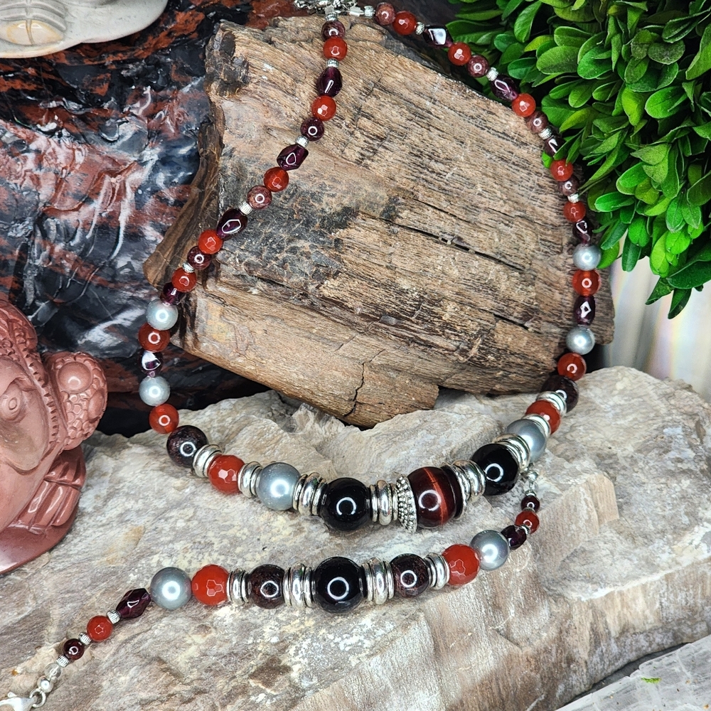 Carnelian, Black Obsidian, Garnet.and silver shells necklace  n bracelet set